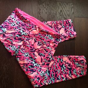Lilly Pulitzer Luxletic Leggings in Lobstah Roll